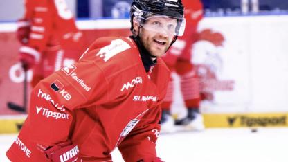 Attēls rakstam: Profesionāls sportists un podkāsta vadītājs, bet nākotnē mērķē uz politiķa karjeru – hokejists Ralfs Freibergs par savām izvēlēm ārpus laukuma
