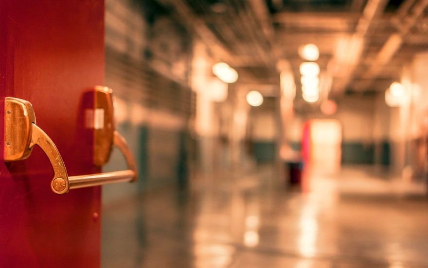 Psihiatrijas un narkoloģijas centrā pieaug alkohola, narkotisko un psihotropo vielu lietošanas dēļ stacionēto pacientu skaits