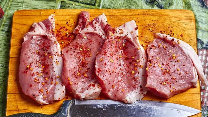 Attēls rakstam: PVD cūkgaļā no Lietuvas konstatējis E. Coli, bet cāļa gaļā no Igaunijas un koriandrā no Krievijas  – salmonellas