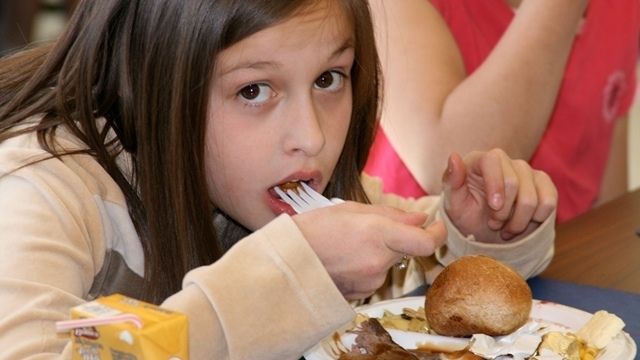 PVD sodīs nekvalitatīvo ēdinātāju "Kretingos maistas"; uzņēmumā uzskata, ka pārmetumi ir nevietā