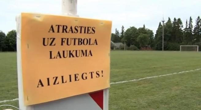 Raidījums: Zemi Carnikavā viens grib pārdot, otrs dabūt par katru cenu
