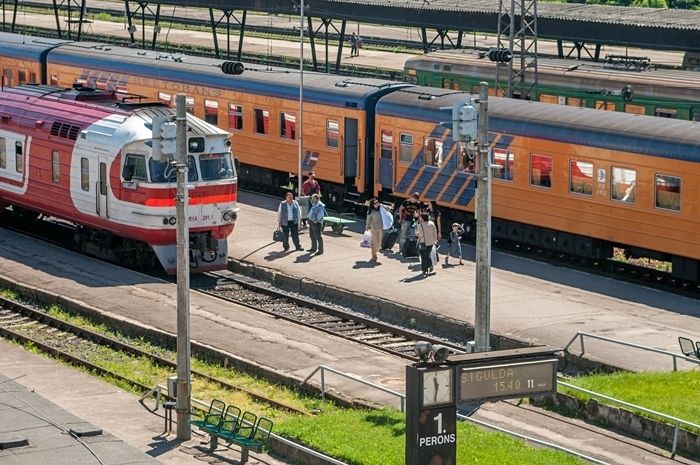 "Rail Baltica" sabiedrisko apspriešanu Olainē apmeklē deviņi cilvēki