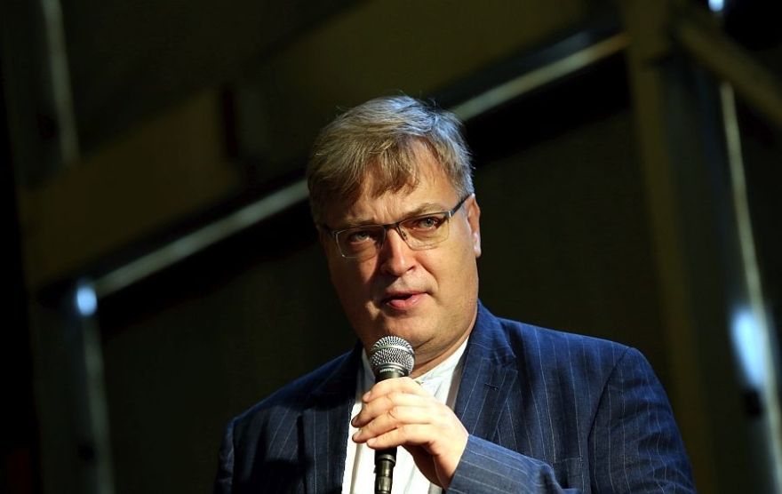 Rakstnieku savienības priekšsēdētājs: Autoratlīdzību režīma likvidācija iznīcinās latviešu literatūru