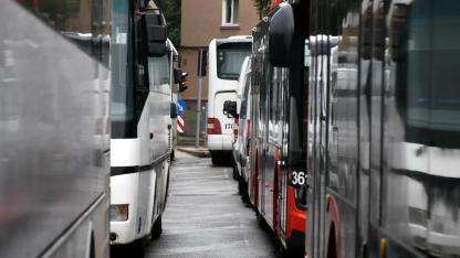 Attēls rakstam: Reģionālajā transportā gatavojas cenu lēcienam. Par cik dārgāki kļūs braucieni?