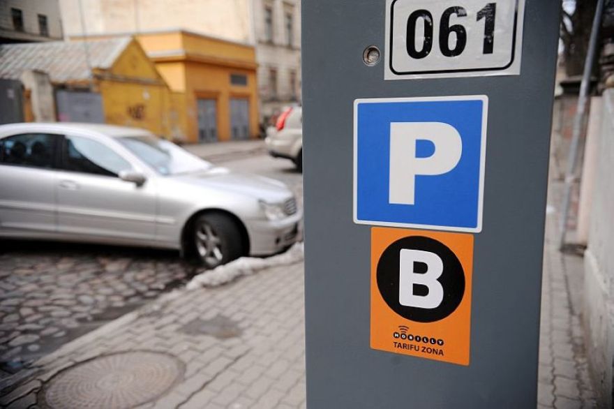 Rīga gatavo pārsteigumu autovadītājiem. Maksāsim vairāk, bet ne vienmēr