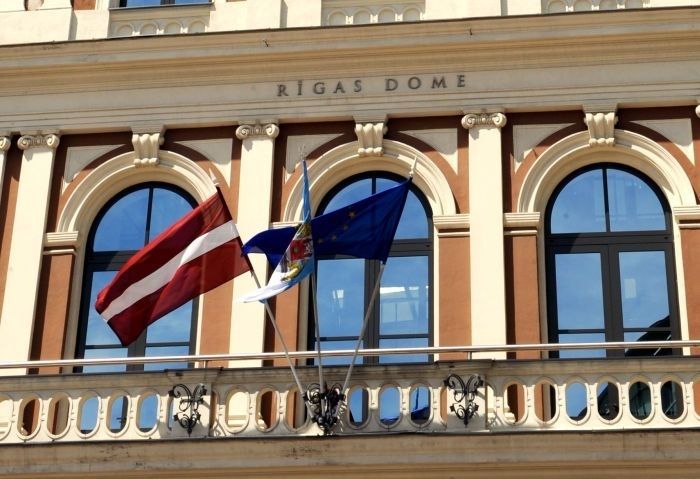 Rīgas dome nonākusi vienas nenotikušas sēdes attālumā līdz atlaišanai