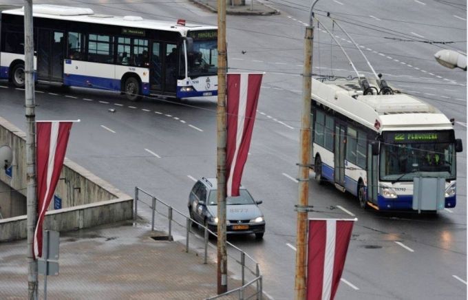 Rīgas svētku laikā sabiedrisko transportu varēs izmantot bez maksas