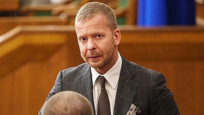 Attēls rakstam: Rīgas tiesa nolemj apcietināt uz Baltkrieviju izbraukušo Rosļikovu (papildināta)