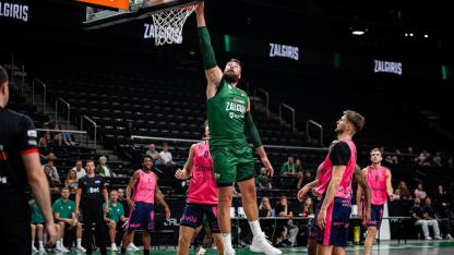 Attēls rakstam: “Rīgas zeļļi” pirmajā pārbaudes spēlē piekāpjas “Žalgiris” vienībai