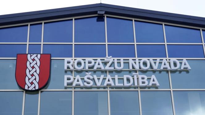 Attēls rakstam: Ropažu novada domes deputāti turpina darbu iedzīvotāju labā, neskatoties uz opozīcijas demonstratīvu rīcību