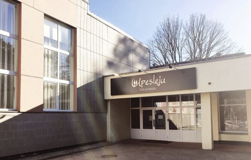 Ropažu novada pašvaldības skolās vēl pieejamas brīvas vietas 1. klasēs