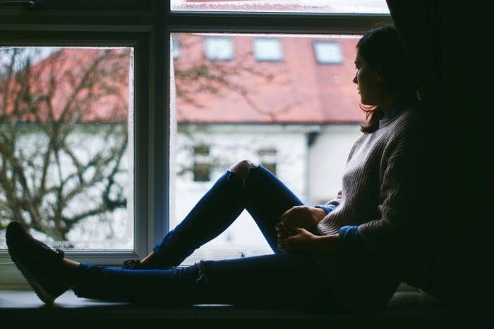 RSU profesors: Pagurums no distancēšanās ir bīstams