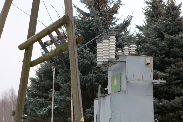 "Sadales tīkls" elektrotīkla uzlabošanā septiņos Pierīgas novados ieguldīs gandrīz miljonu eiro