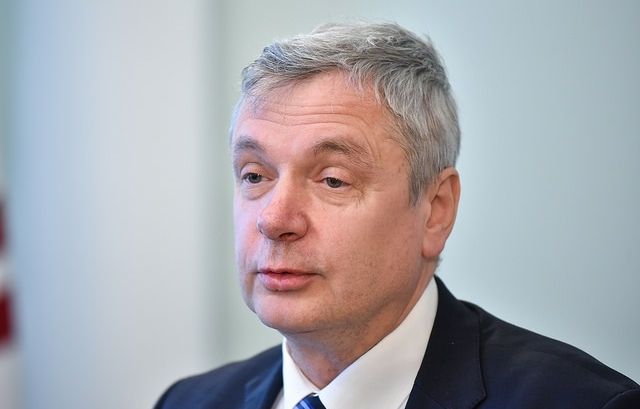 Šadurskis: Aicinājums nodrošināt krievu skolu autonomiju ir absolūti antikonstitucionāls