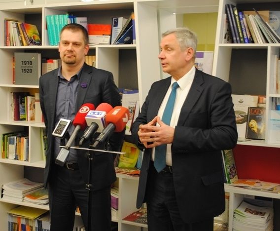 Šadurskis: Gan Ikšķiles, gan ministrijas izstrādātajā pedagogu atalgojuma modelī ir labas idejas