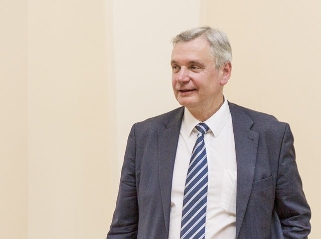 Šadurskis par izglītības reformu kritiku: Vaidēšanas ir par daudz