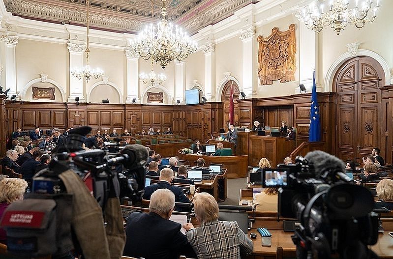 Saeima Sabiedrisko elektronisko plašsaziņas līdzekļu padomē apstiprina Andri Saulīti