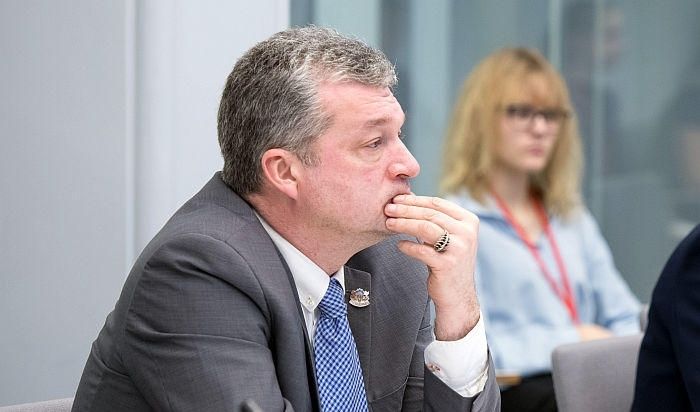 Saeimas komisija atbalsta ieceri Zakatistovu izdot kriminālvajāšanai
