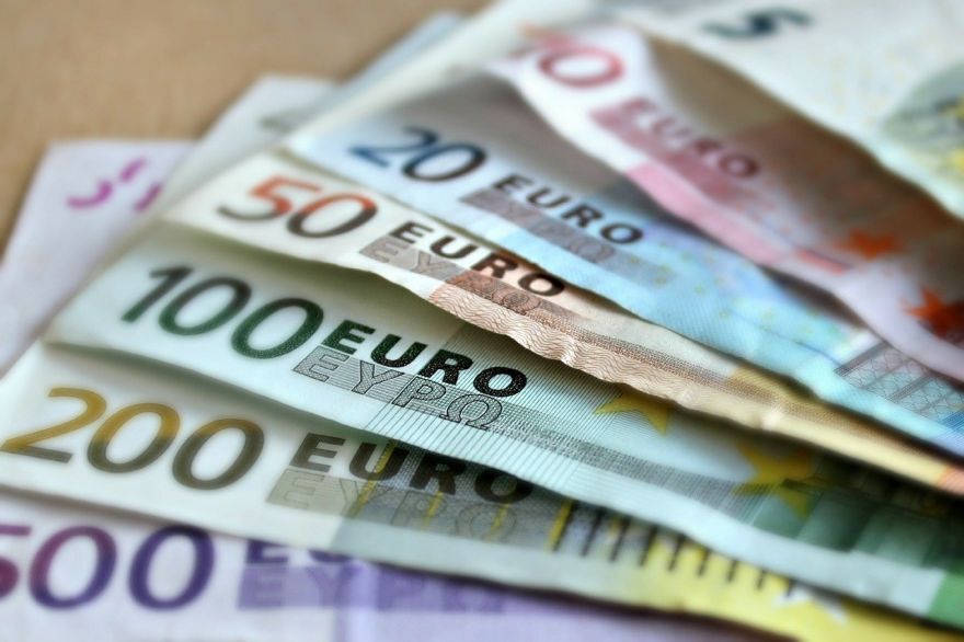 Saeimas komisija atbalsta izmaiņas pabalsta saņemšanā bijušajiem pašvaldību vadītājiem
