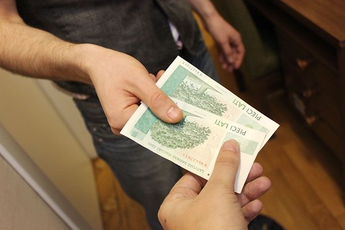 Saeimas lēmums: samaksā 50 000 un saņem uzturēšanās atļauju