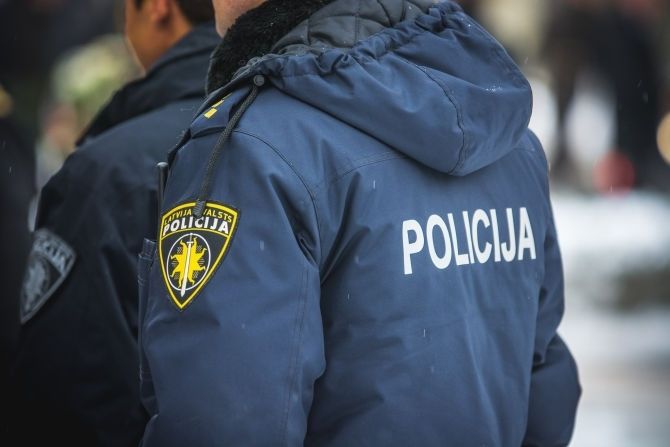 Sāk kriminālprocesu par naida kurināšanu saistībā ar iedzīvotājiem izplatīto aicinājumu piedalīties "Saskaņa" atbalsta mītiņā