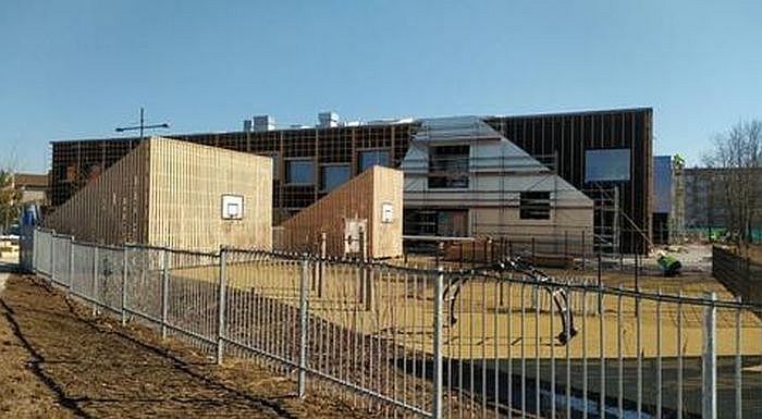 Sākusies pieteikšanās rindā uz vietu vēl nepabeigtajā bērnudārzā Salaspilī