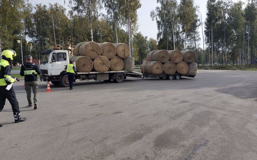 Salaspilī veikta kravas auto pārbaude.  Atklājušās trakas lietas...