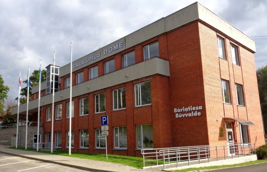 Salaspils dome palielina atbalstu pagalmu labiekārtošanai