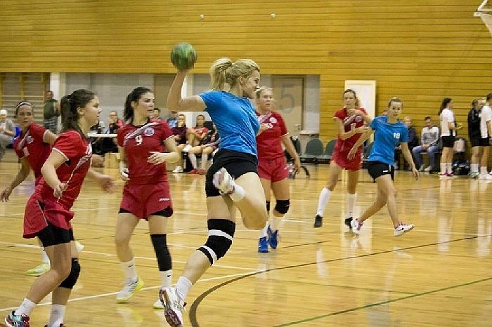 Salaspils handbolistēm Ludzā pārtrūkst sešu uzvaru sērija