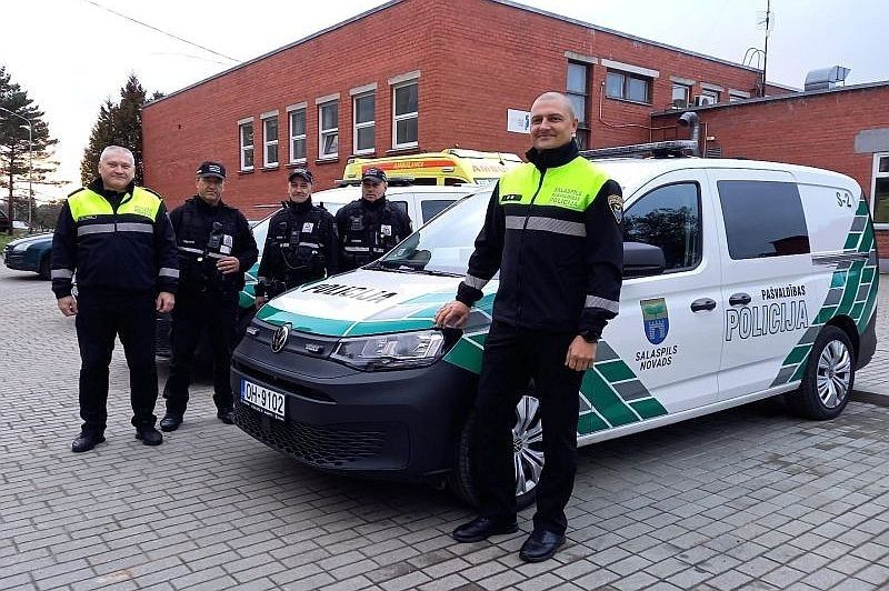 Salaspils novada pašvaldības policija saņēmusi jaunus operatīvos transportlīdzekļus