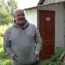 Attēls rakstam: "Sanāk, uz poda eju nelegāli. Murgs!" Ķekavas domnieki soda par "mazmājiņu" laukos, taču Jānis spurojas pretī tiesā