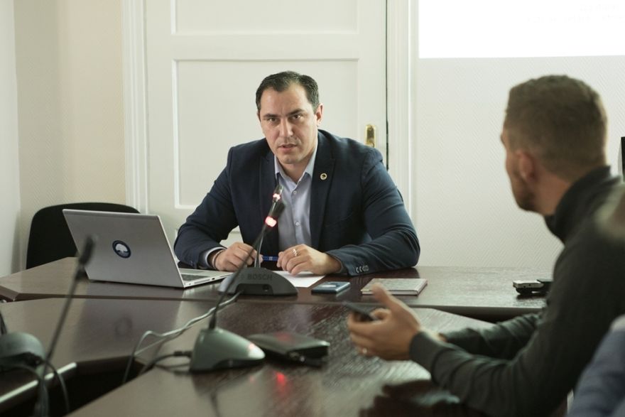 Sandis Riekstiņš: Finanšu ministrijas nespēja nodrošināt adekvātu finansējumu sporta nozarei nav pieņemama
