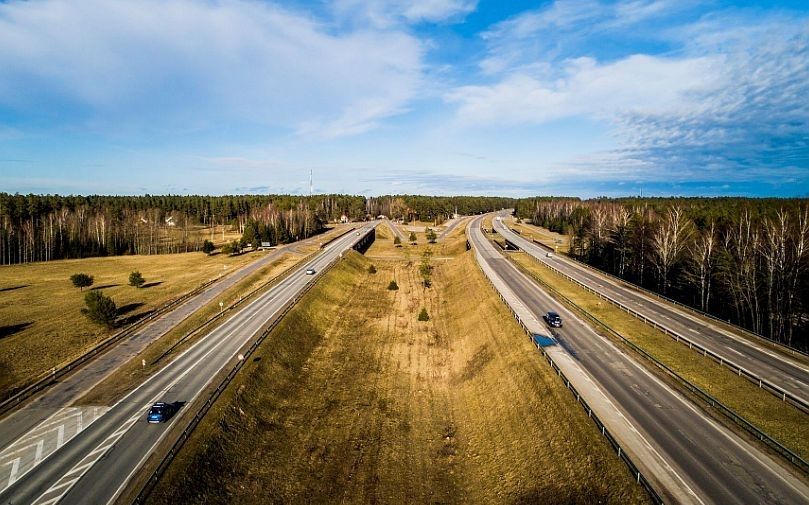 Satiksmes ministrija: Uz valsts galvenajiem autoceļiem šogad būvdarbi plānoti 150 km garumā