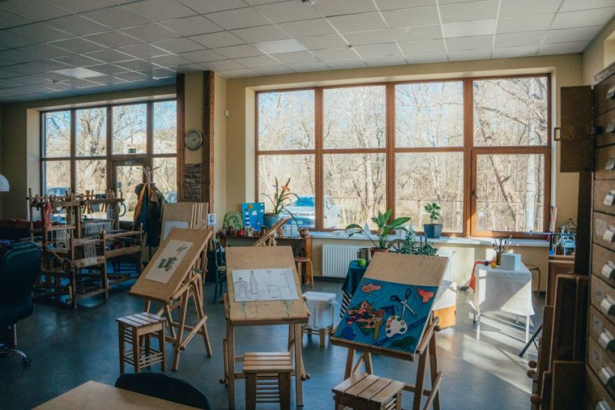 Saulkrastu jaunie mākslinieki talantus varēs izkopt jaunās telpās
