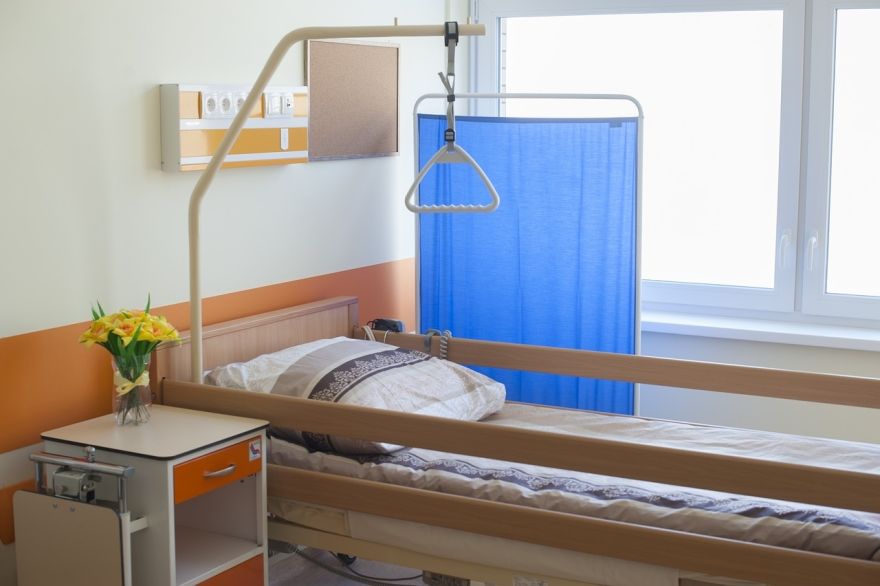 Savākti vairāk nekā 10 000 parakstu par valsts apmaksātas hospisa aprūpes saņemšanu Latvijas iedzīvotājiem to pēdējā dzīves posmā