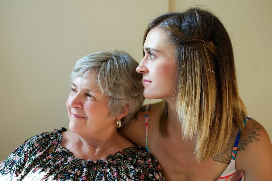 Senioru dienā VUGD aicina parūpēties par savu vecāku un vecvecāku drošību