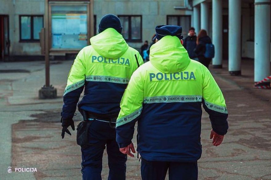 Sestdien aizturēti trīs "uzvaras dienas" svinētāji, arī viens Salaspilī