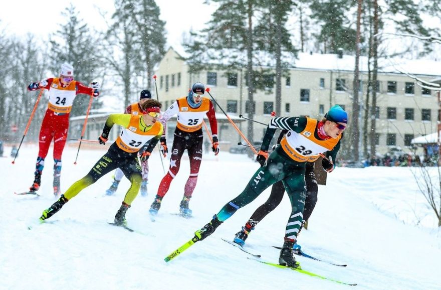 Siguldā startējis Latvijas čempionāts distanču slēpošanā