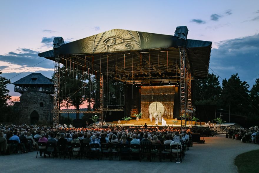 Siguldas Opermūzikas svētkos izrādīs Pučīni operas "Madama Butterfly" oriģināliestudējumu