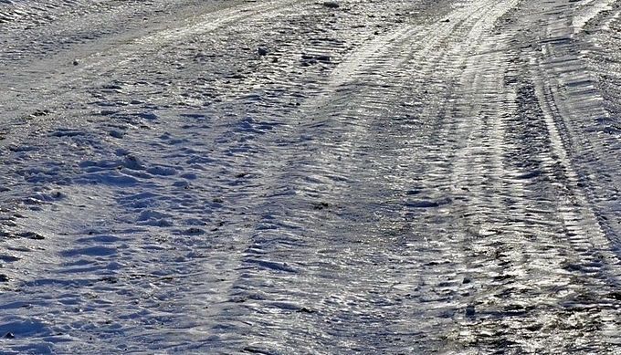 Siguldas pašvaldība izteikusi pretenzijas gājēju ietvju uzturētājam