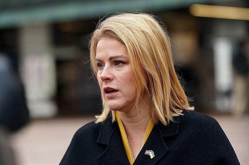 Siliņa: Jautājumā par "Tet" un LMT nākotni ir trīs scenāriji, kā virzīties uz priekšu