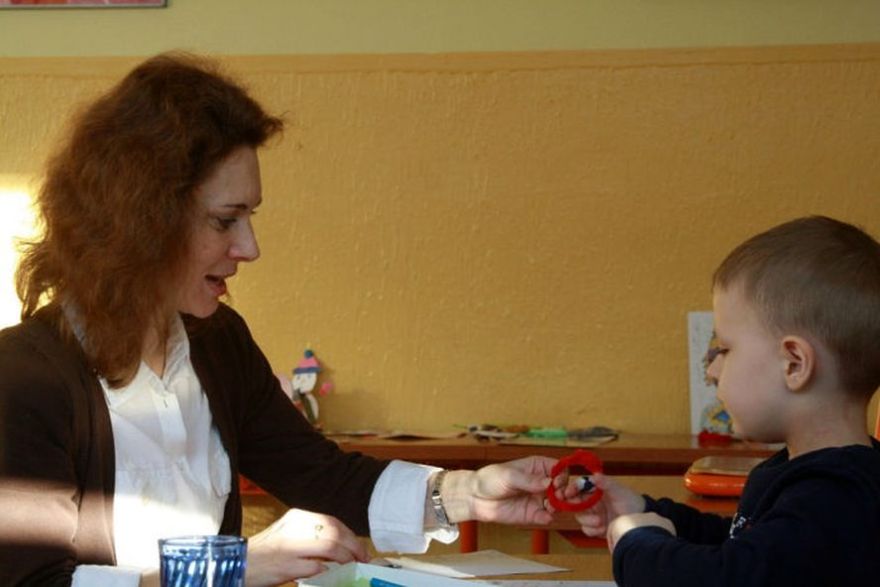 "Skola – tā ir arī dzīvība pagastos." Iedzīvotāji par to, vai vajag saglabāt mazās lauku skolas