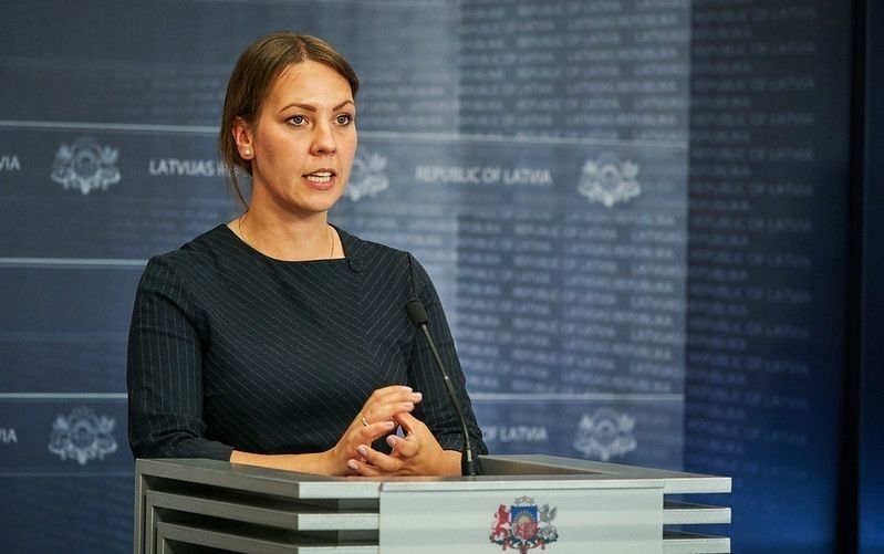 Skolēniem rudens brīvlaiku pagarinās par vienu nedēļu, no 1.novembra mācības klātienē atsāks 1.-3.klašu skolēni