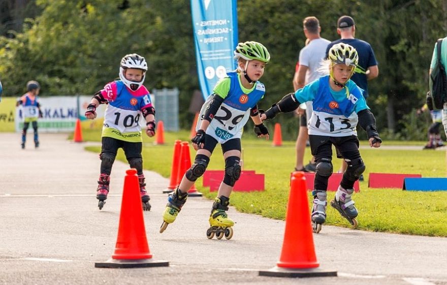 Skrituļslidošanas un rollerslēpošanas sacensību "S!-Skate 2020" otrajā posmā Siguldā startējuši 115 dalībnieki