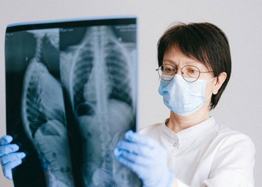 Slimnīcu biedrība: Slimnīcu tīkla reformu nedrīkst sākt ar profilu sašaurināšanu taupīšanas dēļ