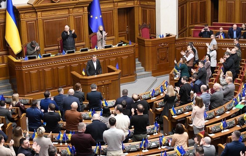Smiltēns Ukrainas parlamentā: Aizvērt elles vārtus Ukrainā ir visas civilizētās pasaules pienākums