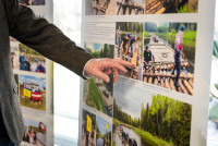 Foto: Izstādē Siguldā aicina iepazīt unikālo Gaujas plostnieku amatu prasmi