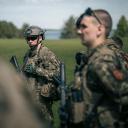 Attēls rakstam: Šodien militārajās bāzēs ierodas jauna grupa: Cik no šiem jauniešiem ir brīvprātīgie un cik – iesauktie?