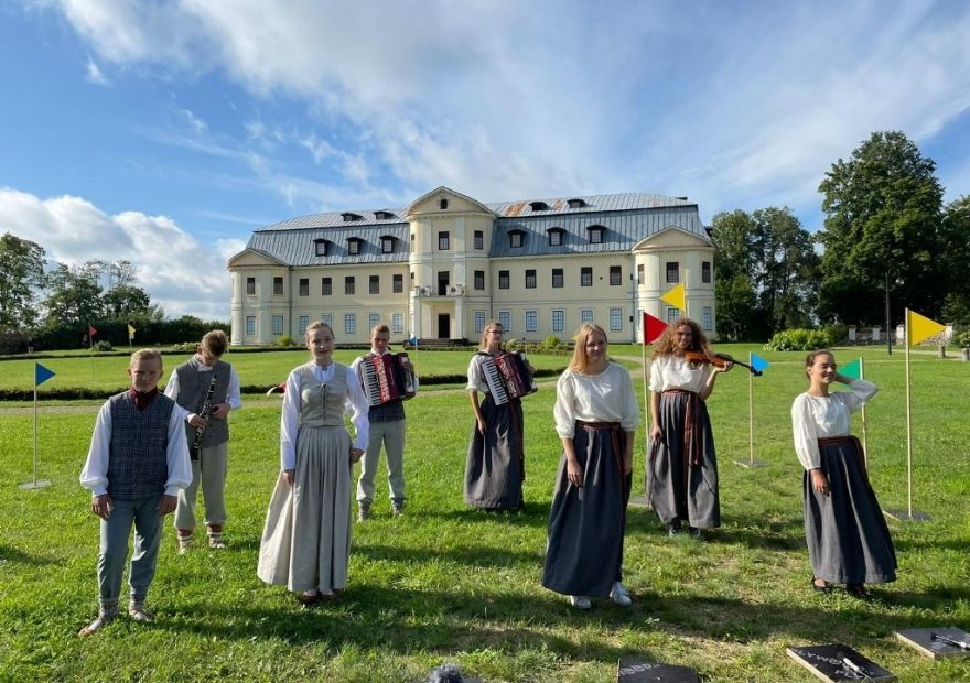 Šonedēļ Latvijas Televīzijā sāksies Skolu jaunatnes dziesmu un deju svētku koncertu maratons