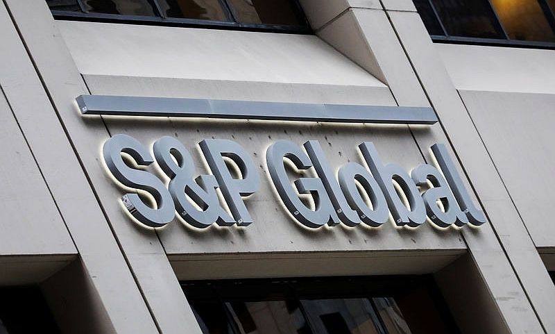 S&P apstiprina Latvijas ilgtermiņa kredītreitingu "A" līmenī